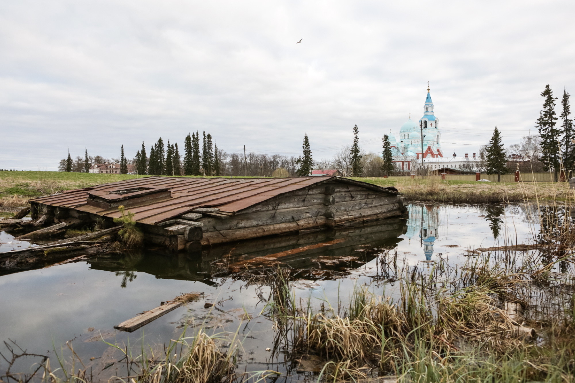 Остров закройся. Жители острова Валаам. Валаам остров местные жители. Закрытый остров. Закрытый остров в России.