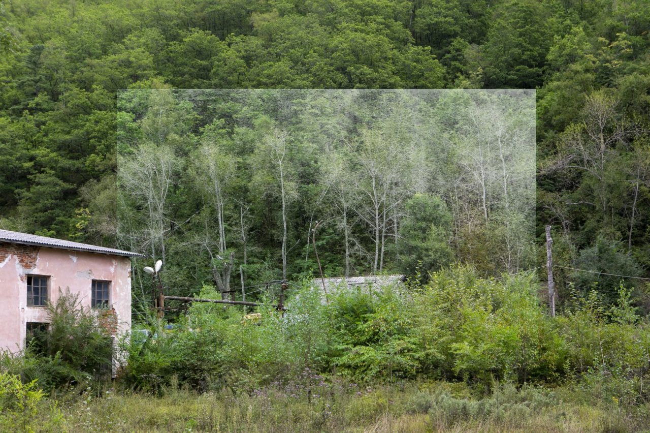 Земля большая, а упали именно сюда» — Такие дела